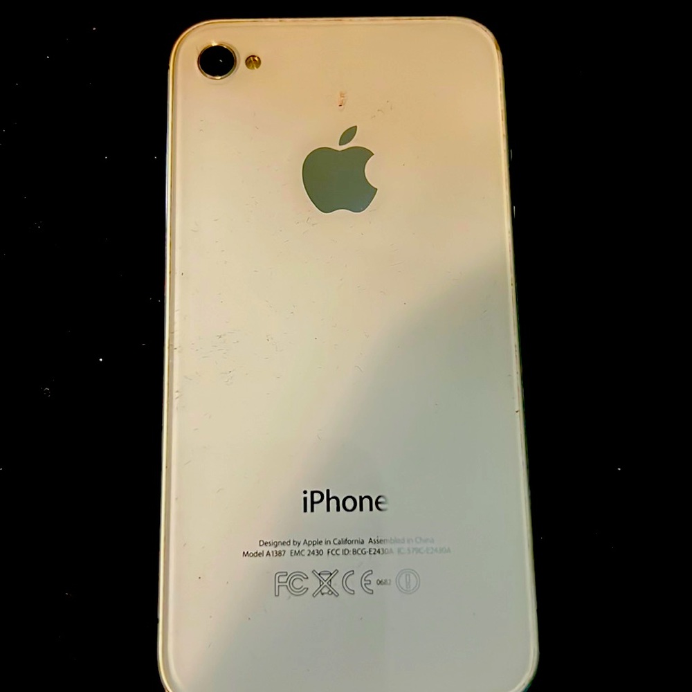 iPhone 4s like new USED